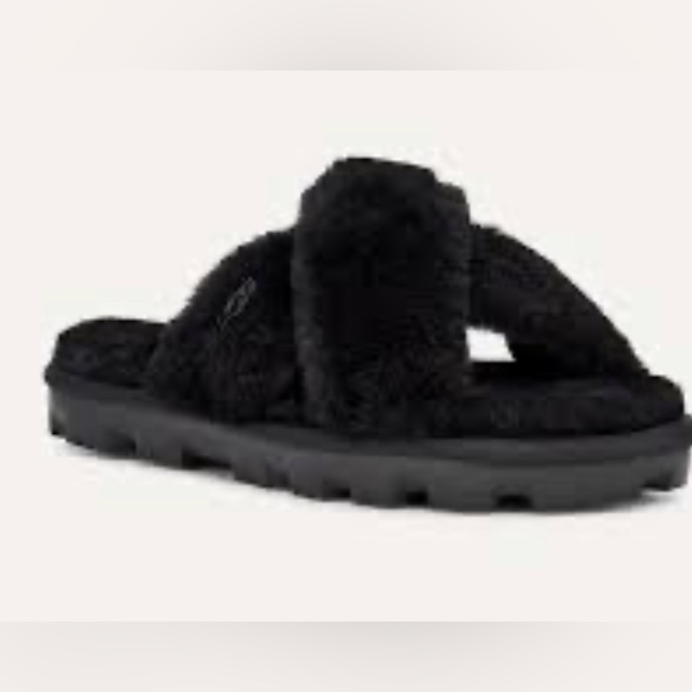 Ugg fuzzette slippers
